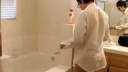 ડકને સંપૂર્ણ ગળામાં નાખવા