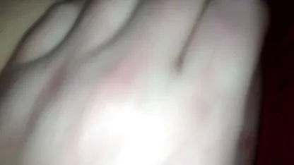 હોઠની પત્ની લકી ગ્યુસે એક હોઠની છીપ અને એક pussy ફોનનો ઉપયોગ કરીને તેના પતિને સાજા કર્યા